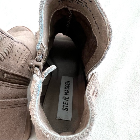 Steve Madden Waylon Ankle Booties Size 6M - Picture 11 of 14